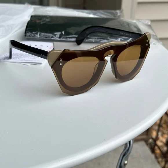 NWT MARNI SUNGLASSES - Picture 2 of 7